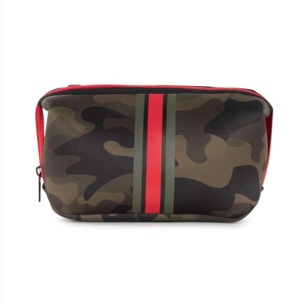 Haute Shore Erin Soho Cosmetic case